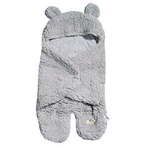 NWT | BlueSnail Grey Sherpa Fleece Baby Swaddle Blanket | Bear Ears | Size S